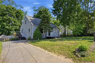 7 Dexter St, Coventry, RI 02816 - Photo 4