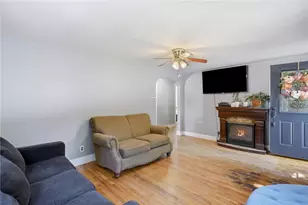7 Dexter St, Coventry, RI 02816 - Photo 8