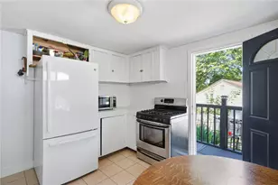 7 Dexter St, Coventry, RI 02816 - Photo 12
