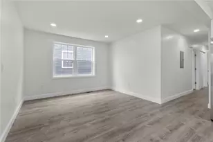22 Sherwood St, Providence, RI 02904 - Photo 8