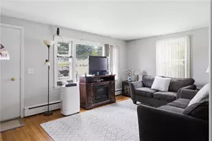 52 Fairgreen Dr, West Warwick, RI 02893 - Photo 12