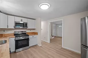 30 Hollywood Ave, Coventry, RI 02816 - Photo 14