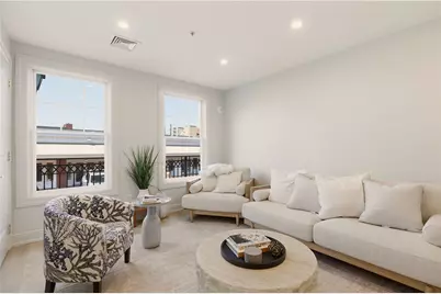 10 Brown & Howard #103, Newport, RI 02840 - Photo 8