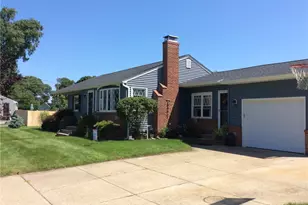 18 Mellon Rd, Warwick, RI 02889 - Photo 2