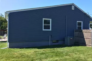 18 Mellon Rd, Warwick, RI 02889 - Photo 34