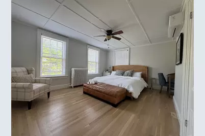 8 Barney Street #2, Newport, RI 02840 - Photo 6