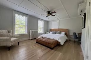 8 Barney St, Newport, RI 02840 - Photo 6