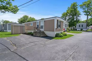 743 Forest Park Ave, Middletown, RI 02842 - Photo 1