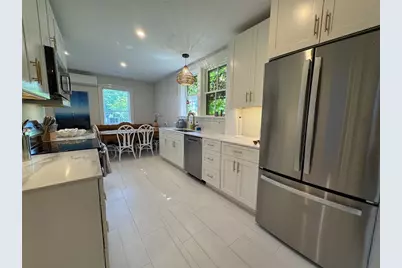 8 Barney Street #1, Newport, RI 02840 - Photo 4