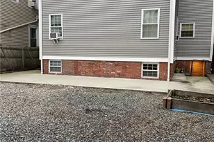 116 Vinton St, Providence, RI 02903 - Photo 8