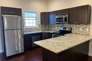 116 Vinton St, Providence, RI 02903 - Photo 10