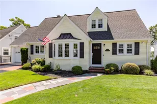 303 Gorton Lake Blvd, Warwick, RI 02886 - Photo 2