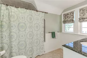 303 Gorton Lake Blvd, Warwick, RI 02886 - Photo 28