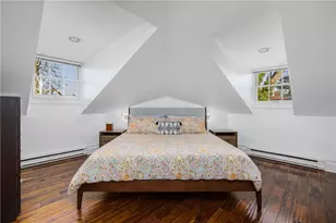 75 Pelham St, Newport, RI 02840 - Photo 16