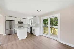 533 Scituate Ave, Cranston, RI 02921 - Photo 14