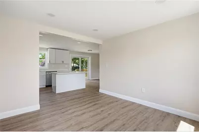 533 Scituate Avenue, Cranston, RI 02921 - Photo 16