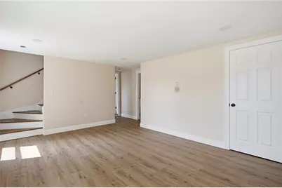 533 Scituate Avenue, Cranston, RI 02921 - Photo 28