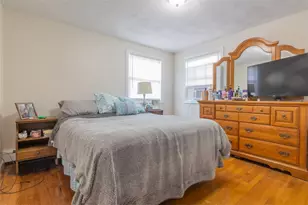 184 Gladstone St, Cranston, RI 02920 - Photo 6