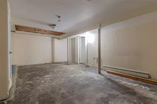 184 Gladstone St, Cranston, RI 02920 - Photo 20