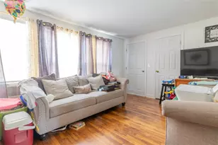 184 Gladstone St, Cranston, RI 02920 - Photo 12