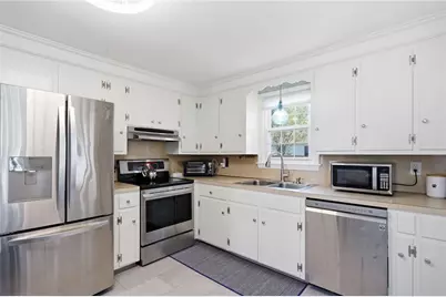 106 Fales Road, Bristol, RI 02809 - Photo 6