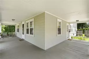 49 W Warwick Ave, West Warwick, RI 02893 - Photo 22
