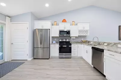 628 Sandy Lane #1, Warwick, RI 02889 - Photo 8