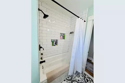 102 Bay View Avenue, Bristol, RI 02809 - Photo 20