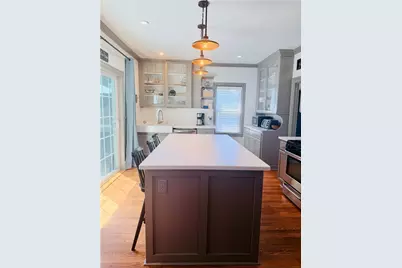 102 Bay View Avenue, Bristol, RI 02809 - Photo 12