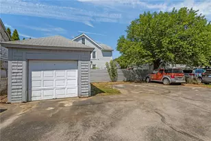 1205 Park Ave, Woonsocket, RI 02895 - Photo 10