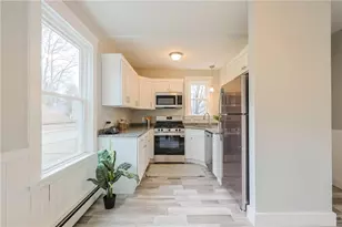 788 Academy Ave, Providence, RI 02980 - Photo 8