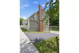 9 County St, Seekonk, MA 02771 - Photo 4
