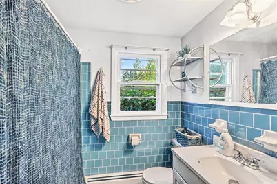 155 Lowden Street, Pawtucket, RI 02860 - Photo 20