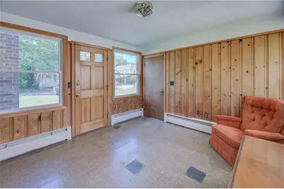26 Central Avenue, Warren, RI 02885 - Photo 4