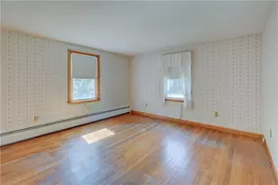 26 Central Ave, Warren, RI 02885 - Photo 10