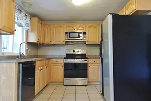 48 Sheltra Ave, Coventry, RI 02816 - Photo 10