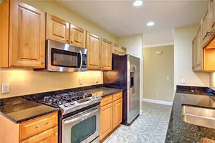 70 Turner St, Warwick, RI 02886 - Photo 6