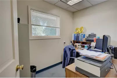 634 Main Street, Warren, RI 02885 - Photo 30