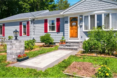 9 Patricia Circle, Smithfield, RI 02917 - Photo 4