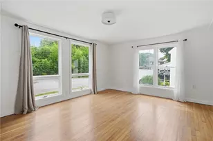 51 Terrace Ave, Warwick, RI 02889 - Photo 10