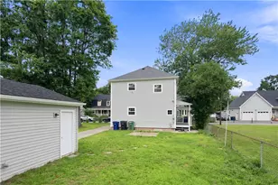 52 Blake Street St, Warwick, RI 02889 - Photo 16