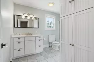 2269 E Main Rd, Portsmouth, RI 02871 - Photo 40