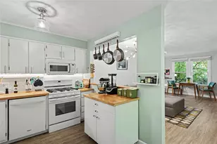 70 Oak St, Providence, RI 02909 - Photo 14