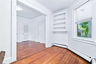102 Overhill Rd, Providence, RI 02906 - Photo 10