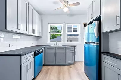 102 Overhill Road, Providence, RI 02906 - Photo 2