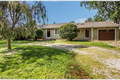 61 Cactus Street, Warwick, RI 02886 - Photo 2
