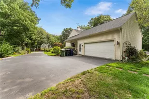 481 Glen Hill Dr, North Kingstown, RI 02874 - Photo 32