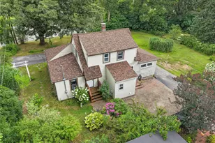 158 Ten Rod Rd, Exeter, RI 02822 - Photo 2