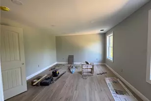 3 Richard St, Johnston, RI 02919 - Photo 4