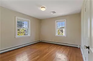 20 Drowne Pkwy, East Providence, RI 02916 - Photo 30